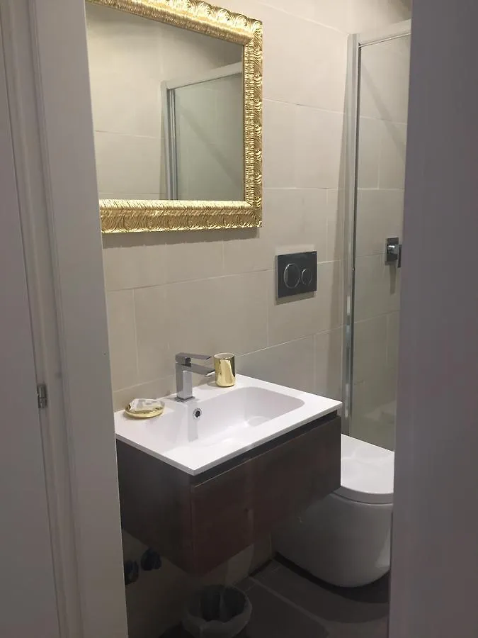Suite Colosseo APT. Roma