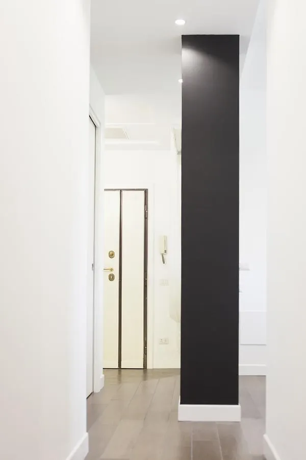 Suite Colosseo APT. Roma 0*,