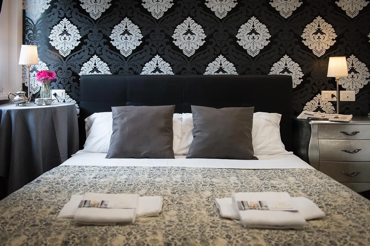 Suite Colosseo APT. Roma